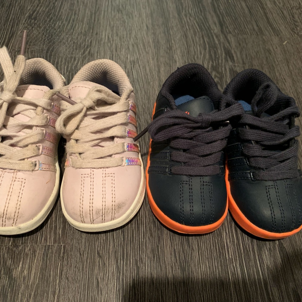 Twin  Toddler K-Swiss Sneakers size 6